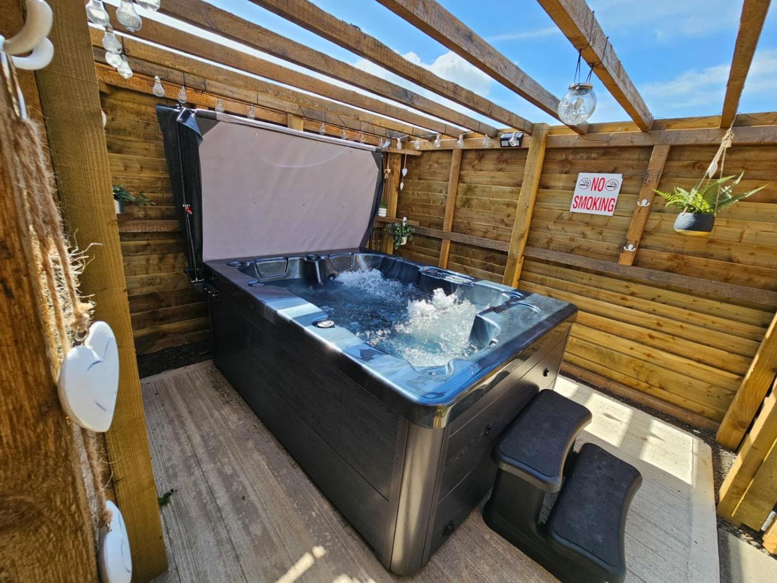 Standing Stones Lodge Белфаст Экстерьер фото